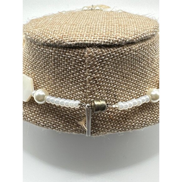 Vintage Boho Filagree Heart Shell Pendant Necklace Flowers White - Picture 7 of 9